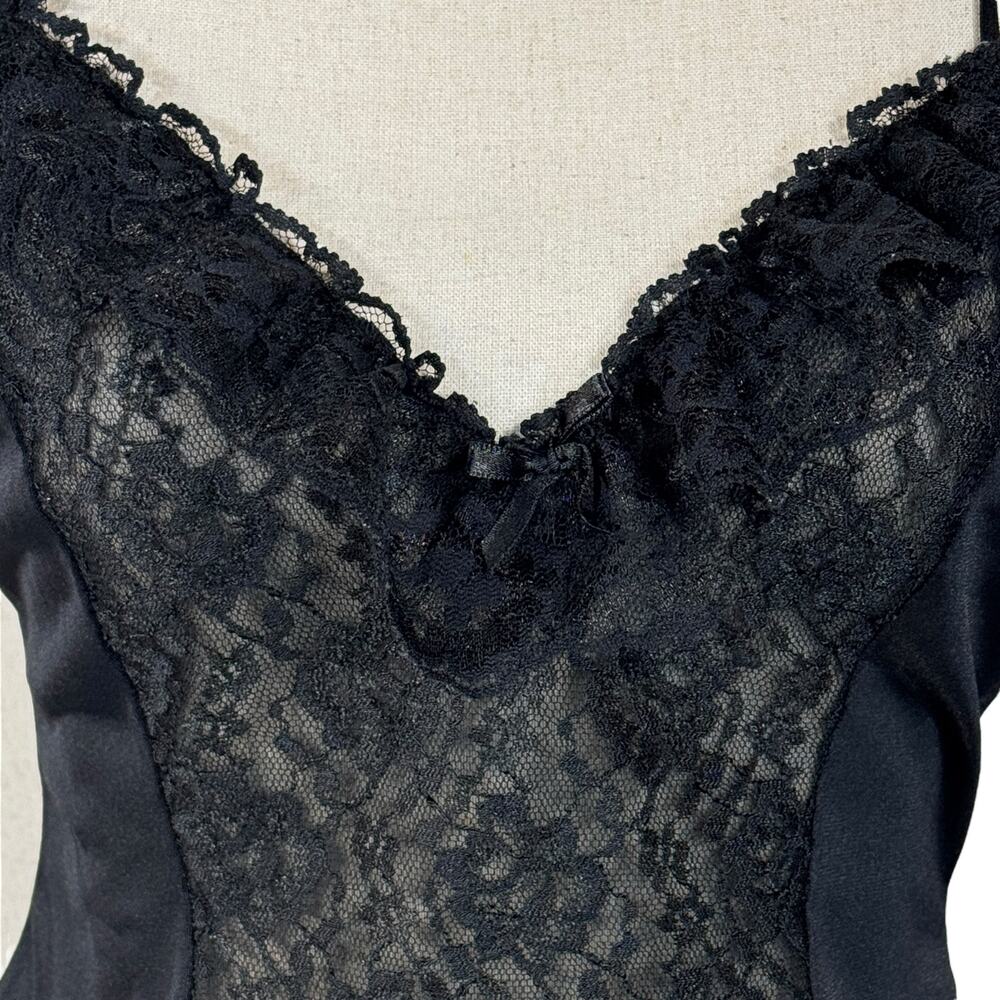 Frederick’s of Hollywood Medium Lingerie Nightie Floral Lace Sheer V-Neck Black - Picture 2 of 9